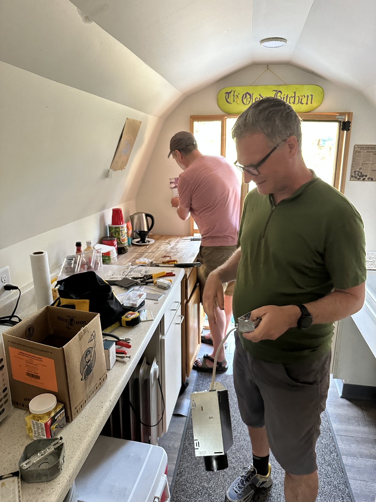 And Alex and Lee wired up a new fan and outlet in the bitchen.